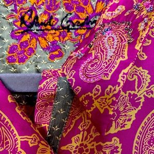 Robert Graham 100 Silk blouse for Women’s XL